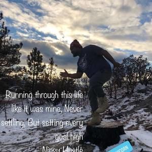 Meet your Posher, Ikaika